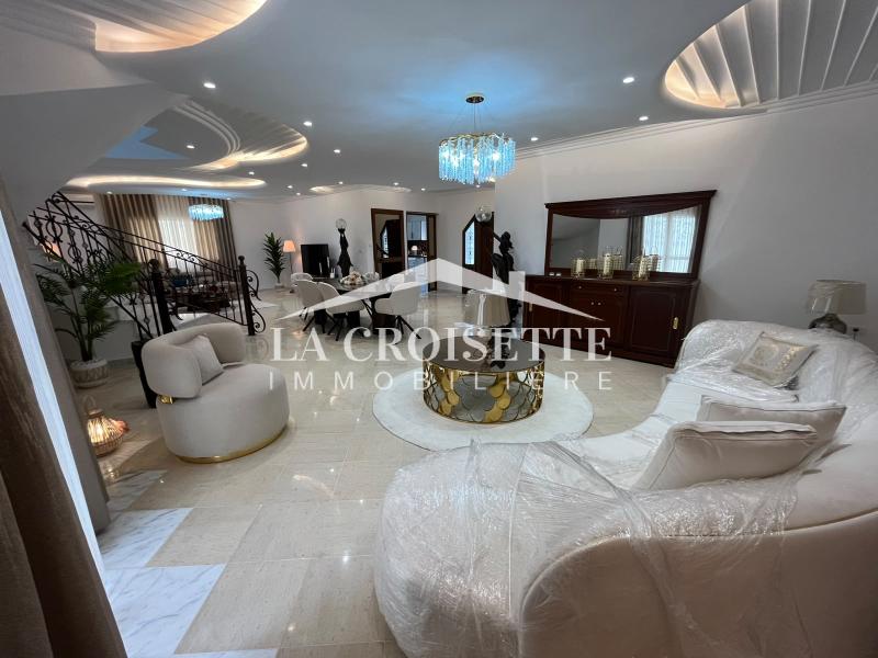 Villa S+5 aux Jardins de Carthage